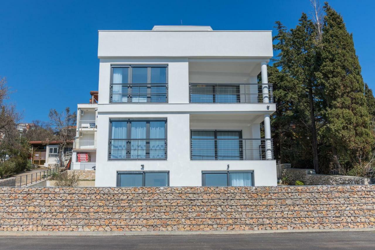 Apartment Di Blu Novi Vinodolski Exterior photo